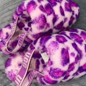 Pink fluffy Ugg slides